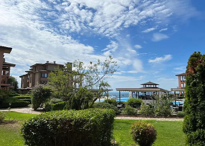 Luxury Family Apartment Kaliakria